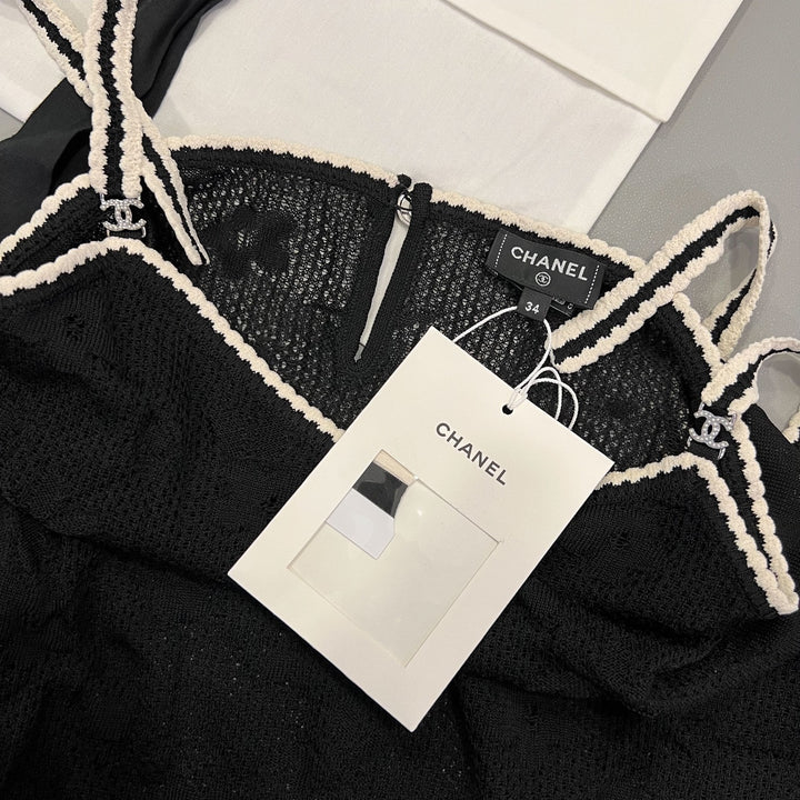 Chanel Sleeveless Strappy Top in Black / White Knit Sz 34 (Model