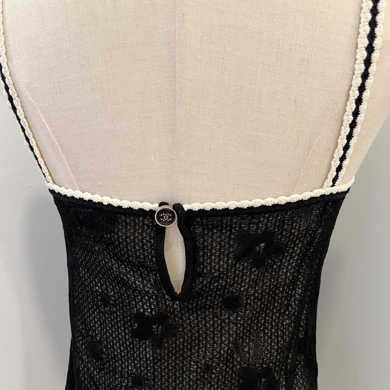 Chanel Sleeveless Strappy Top in Black / White Knit Sz 34 (Model: P77863)