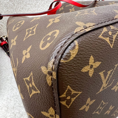 LV Neonoe MM Bucket Bag in Monogram Canvas and GHW