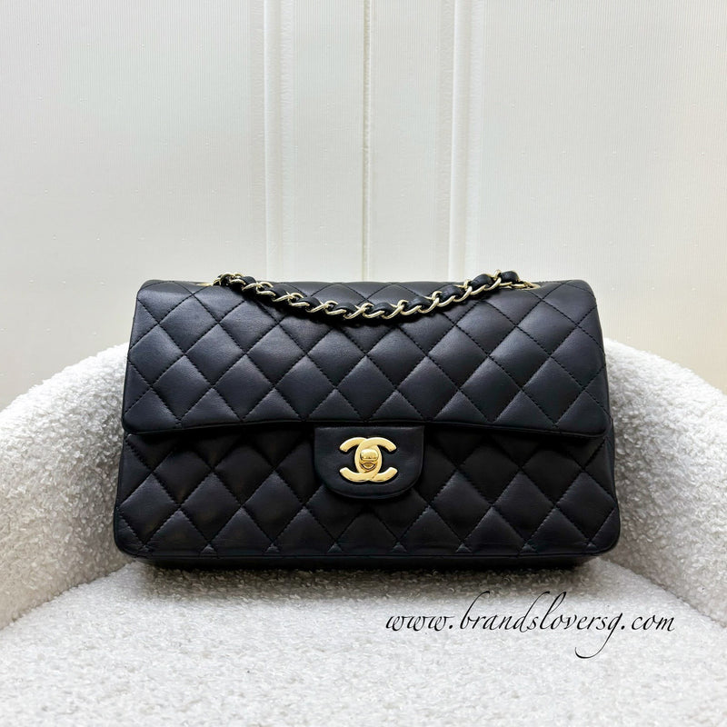 Chanel Medium Classic Flap CF in Black Lambskin and GHW