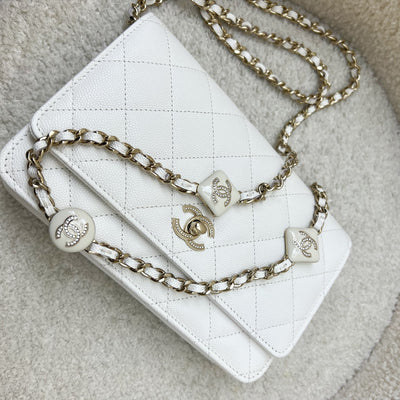 Chanel 25P Wallet on Chain WOC in White Caviar and LGHW (Model: AP4299)