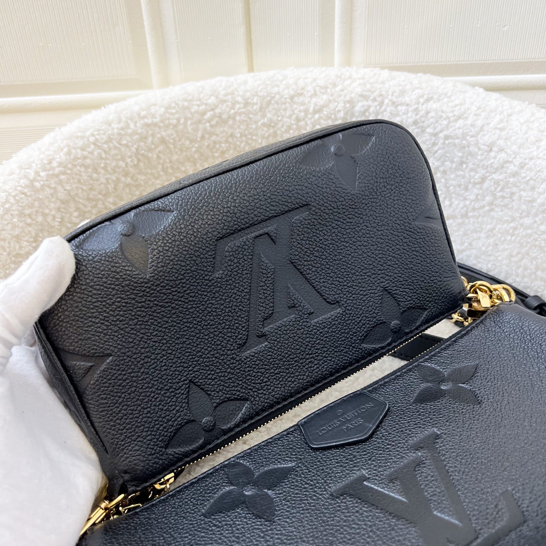 Auth Louis Vuitton Monogram Empreinte M60574