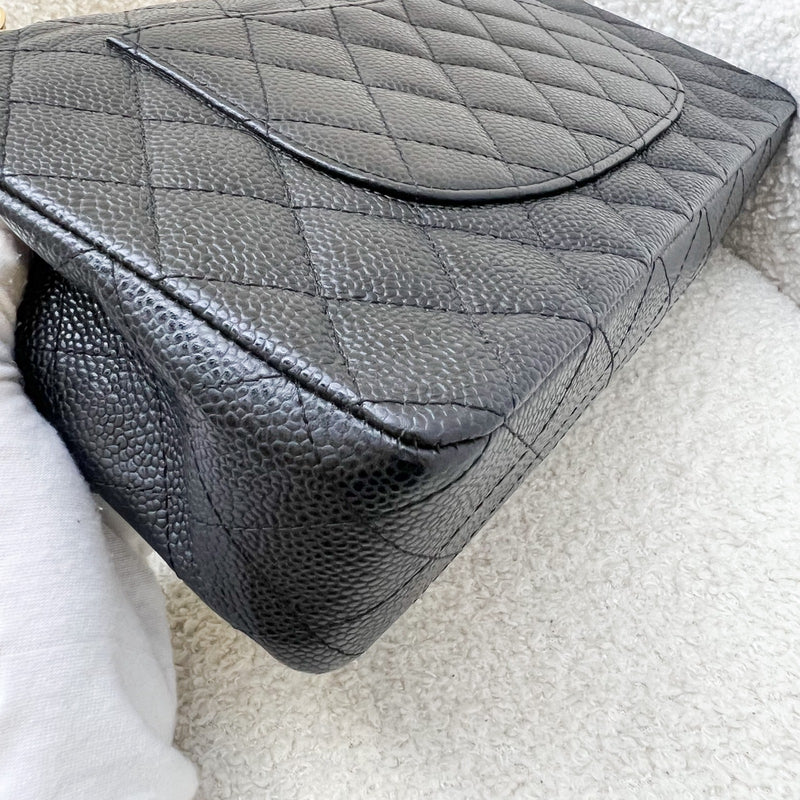 Chanel Medium Classic Flap CF in Black Caviar and GHW (Model: A01112)