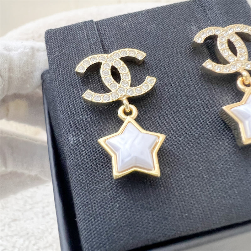 Chanel 24C Star Dangling Earrings in LGHW