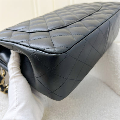 Chanel Classic Jumbo Double Flap DF in Black Lambskin and GHW