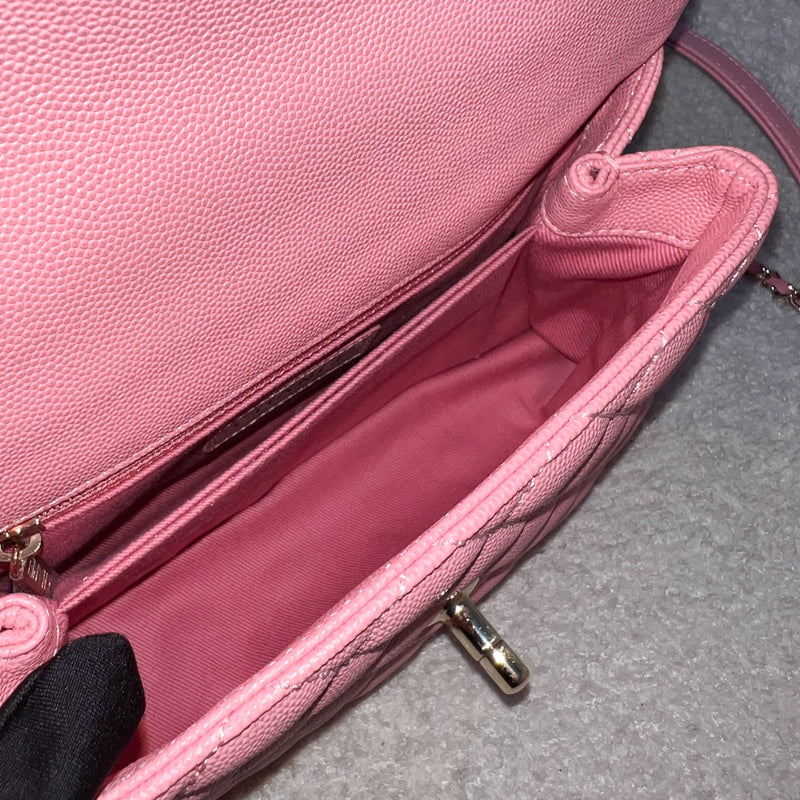 Chanel Small 24cm Coco Handle Flap in 20A Pink Caviar and LGHW (Model: A92990)