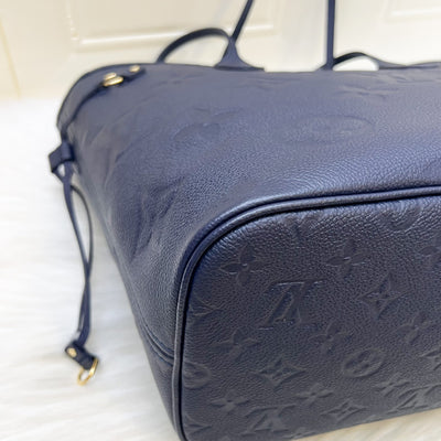 LV Neverfull MM Tote in Navy Giant Monogram Empreinte Leather and GHW (With Attached Pouch)