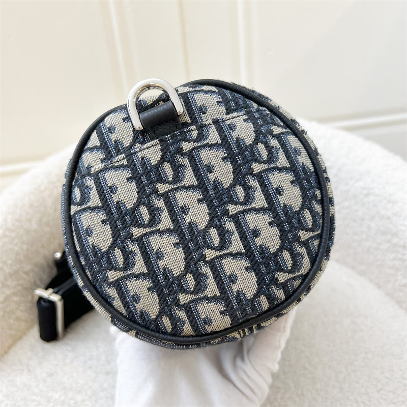 Christian dior round bag Clearance