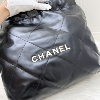 Chanel 22 Small Hobo Bag with White Logo in Black Shiny Calfskin and GHW