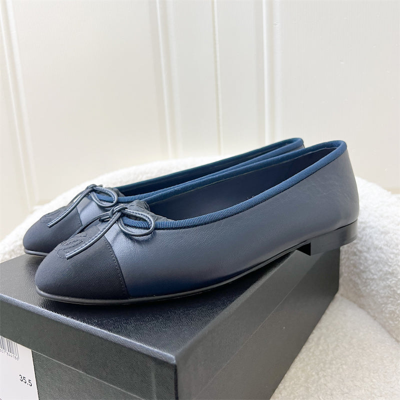 Chanel Classic Ballerina Pumps in Navy Lambskin / Black Gosgrain Size 35.5