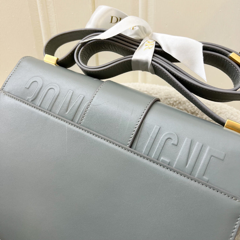 Dior 30 Montaigne Flap Bag in Stone Grey Calfskin and GHW (Model: M9203, Colour: M41G)