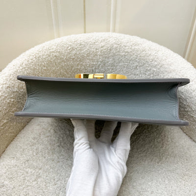 Dior 30 Montaigne Flap Bag in Stone Grey Calfskin and GHW (Model: M9203, Colour: M41G)