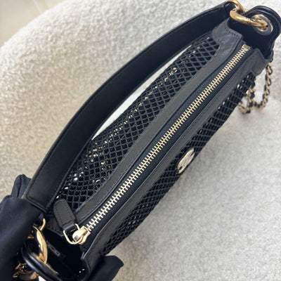 Chanel 25S Clutch on Chain in Black Mesh and LGHW (Model: AP4573)