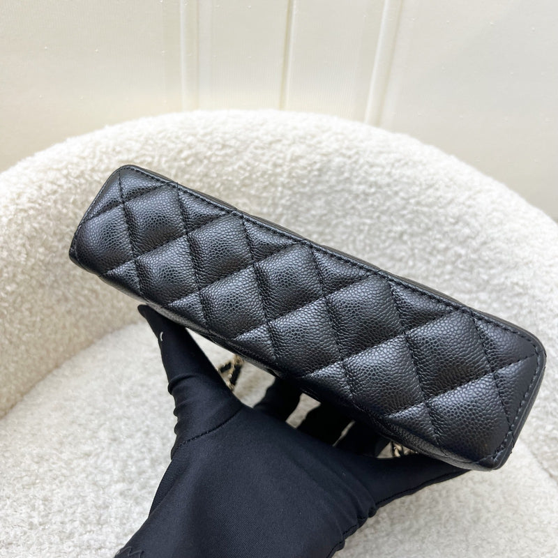 [Brand New Aug 2025] Chanel 25B Vanity / Clutch with Chain (LP Style Bag) in Black Caviar and LGHW