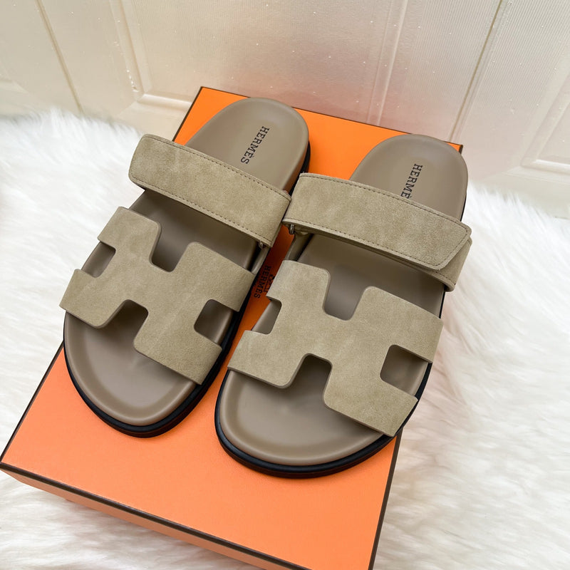 Hermes Chypre Sandal in Beige Esquisse Suede Goatskin Sz 36