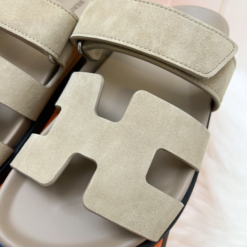 Hermes Chypre Sandal in Beige Esquisse Suede Goatskin Sz 36