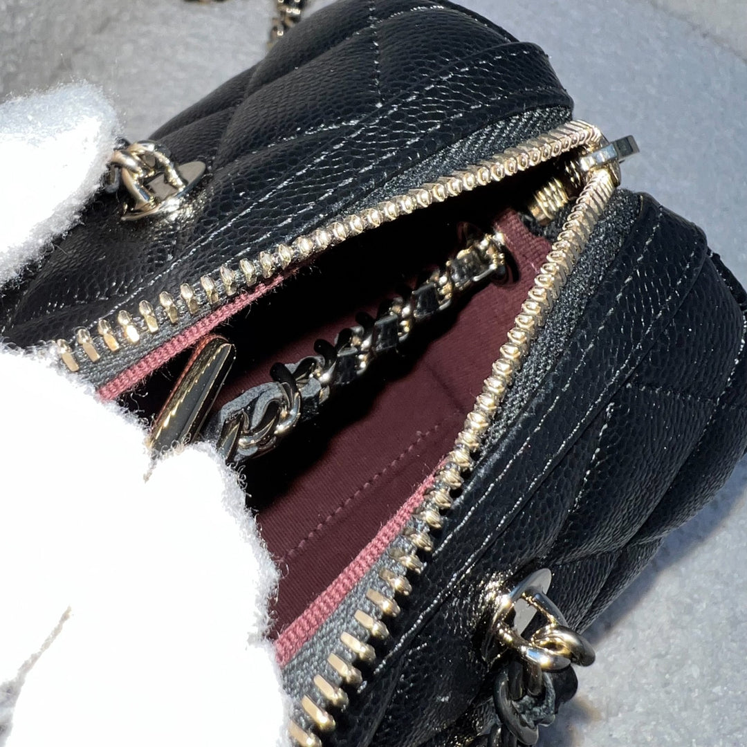 Chanel（シャネル）AP4425 25シーズンブラックキャビア Chanel 25P Bowling Bag in Black Caviar and LGHW (Model