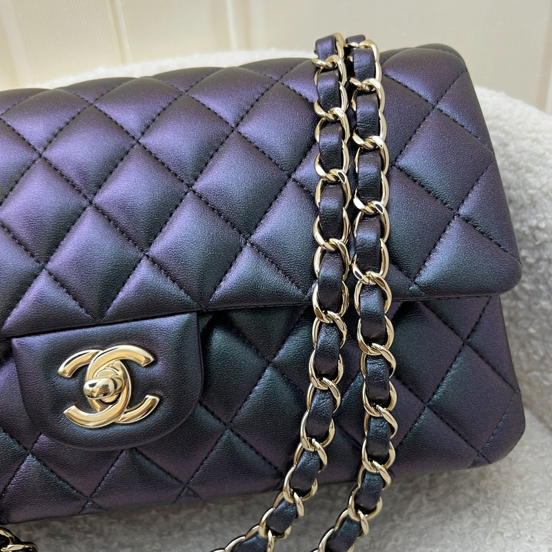 Chanel Medium Classic Flap CF in 22B Iridescent Black Lambskin and LGHW (Model: A01112)