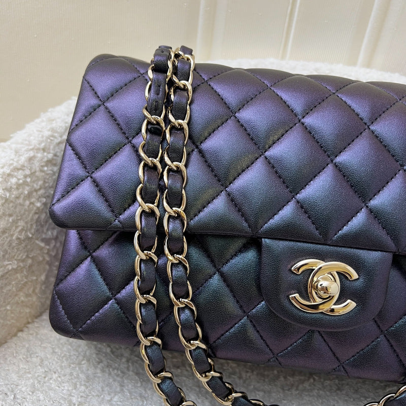 Chanel Medium Classic Flap CF in 22B Iridescent Black Lambskin and LGHW (Model: A01112)