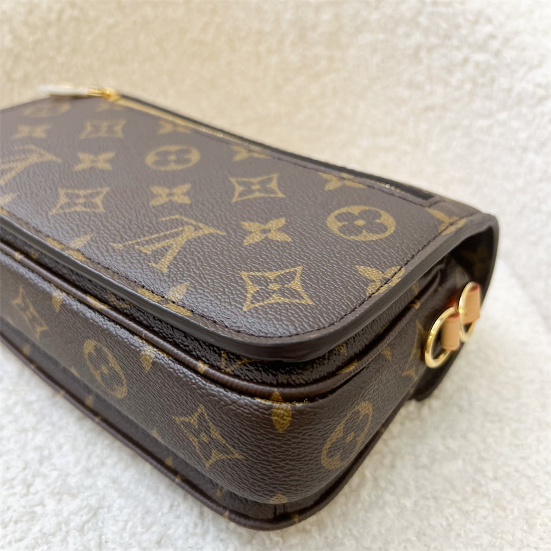 LV Pochette Metis East West in Monogram Canvas and GHW