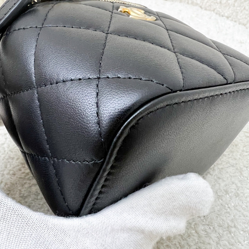 Chanel Pearl Crush Mini Cube Vanity in Black Lambskin and AGHW (Model: AP1447)