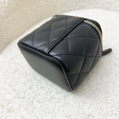 Chanel Pearl Crush Mini Cube Vanity in Black Lambskin and AGHW (Model: AP1447)