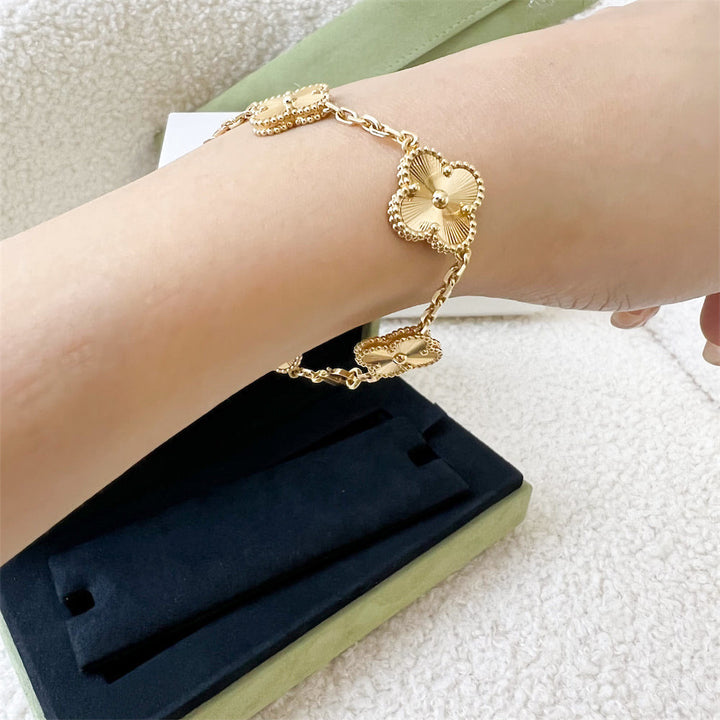 Van Cleef Arpels VCA Vintage Alhambra 5 Motifs Guilloche Bracelet in 18K Yellow Gold