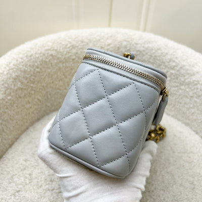 Chanel Pearl Crush Small Vanity in Grey Lambskin and AGHW (Model: AP2303)