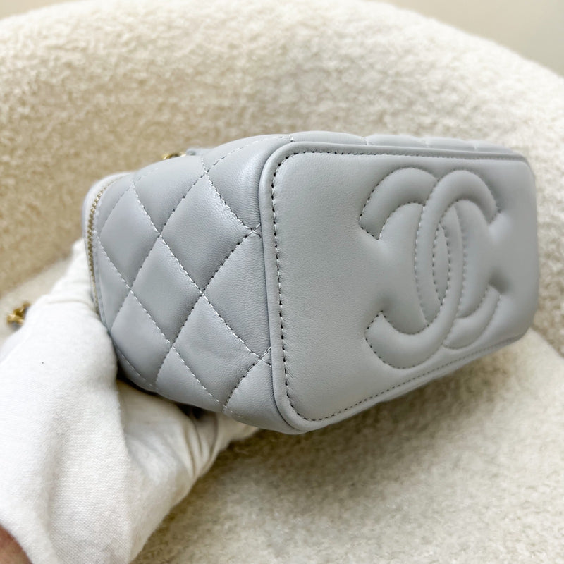 Chanel Pearl Crush Small Vanity in Grey Lambskin and AGHW (Model: AP2303)