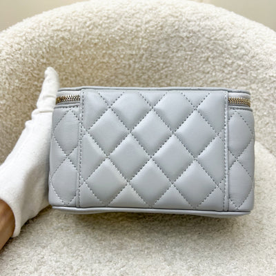 Chanel Pearl Crush Small Vanity in Grey Lambskin and AGHW (Model: AP2303)