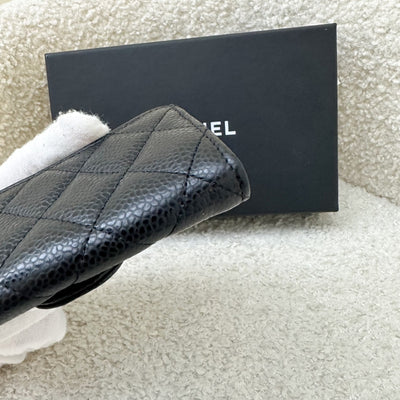 Chanel Classic Snap Card Holder in Black Caviar GHW