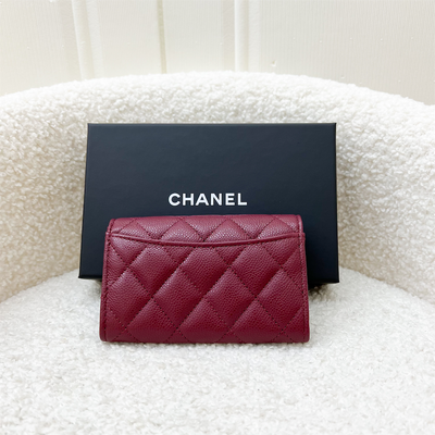 Chanel Classic Snap Card Holder in Burgundy Red Caviar LGHW