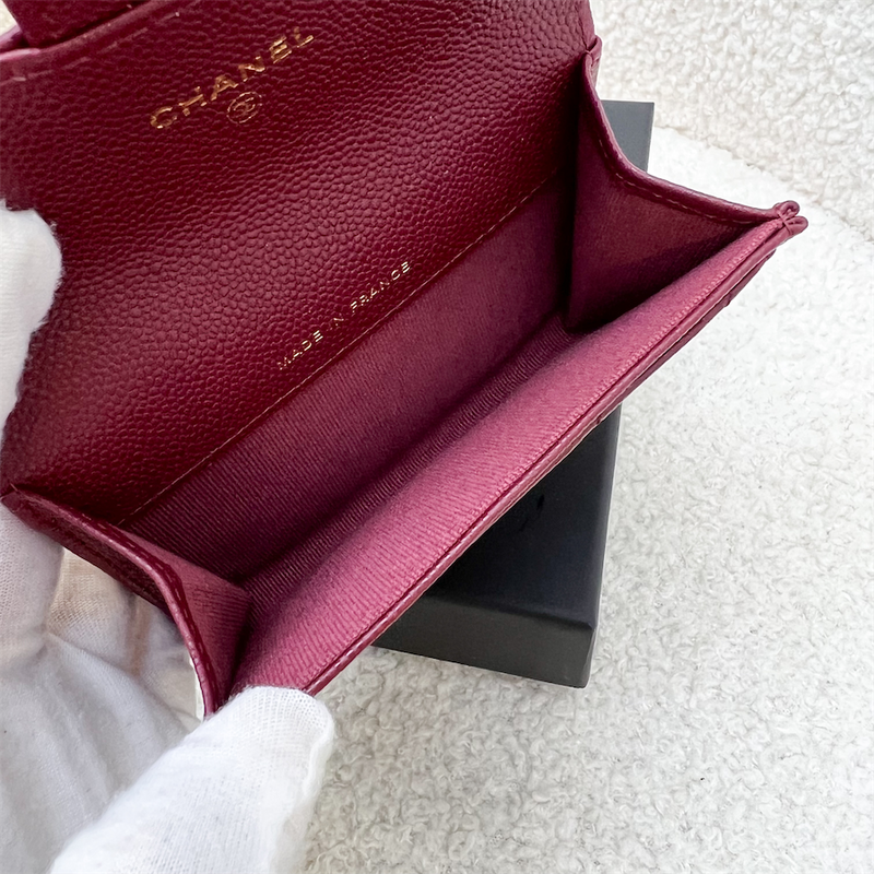 Chanel Classic Snap Card Holder in Burgundy Red Caviar LGHW