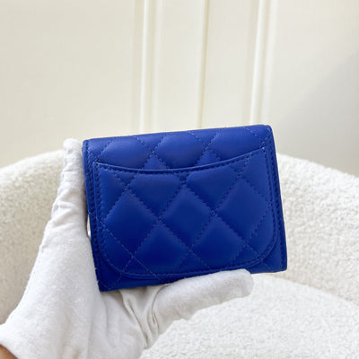 Chanel XL Snap Card Holder in Electric Blue Lambskin SHW