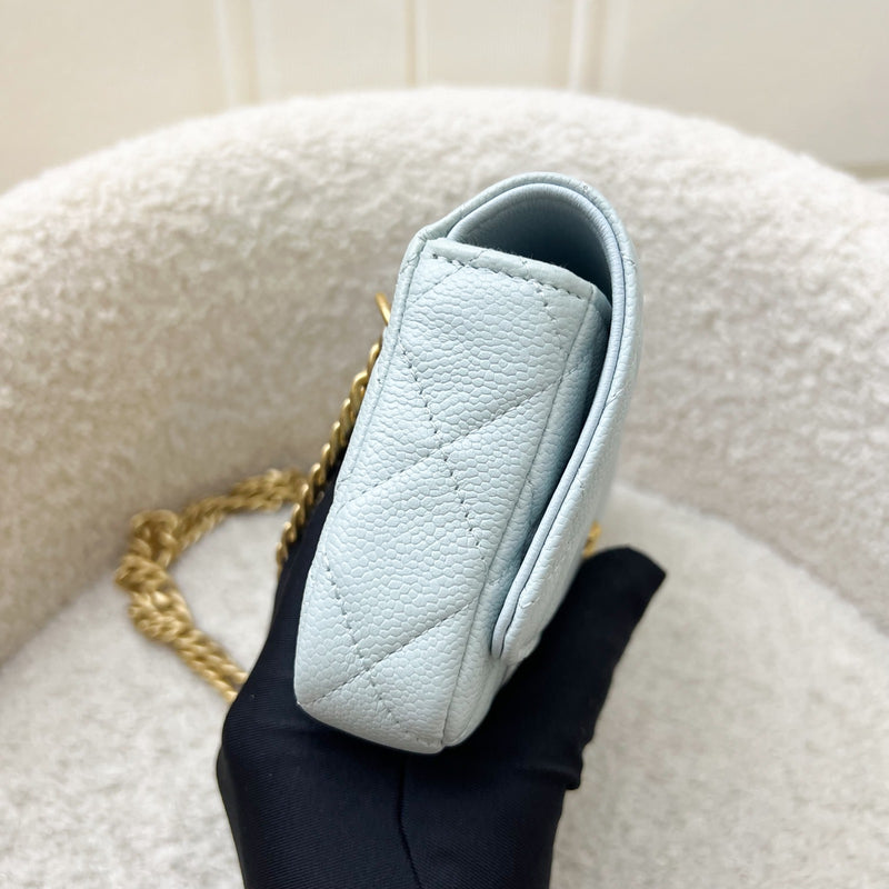Chanel 24P Phone Holder Belt Bag with Adjustable Heart Chain in Mint Green Caviar and AGHW (Model: AP3762)