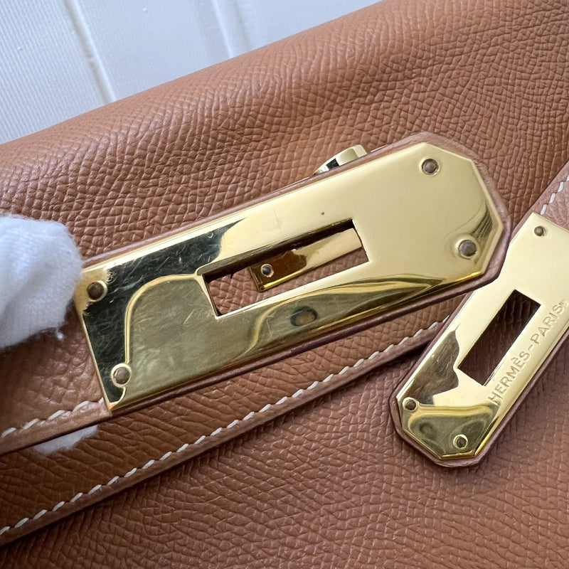 Hermes Vintage Kelly 28 in Gold Courcheval / Epsom Leather and GHW