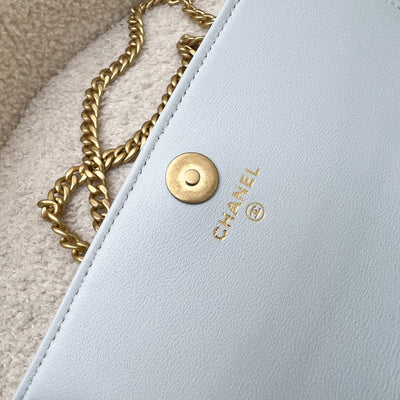 Chanel 24P Phone Holder Belt Bag with Adjustable Heart Chain in Mint Green Caviar and AGHW (Model: AP3762)