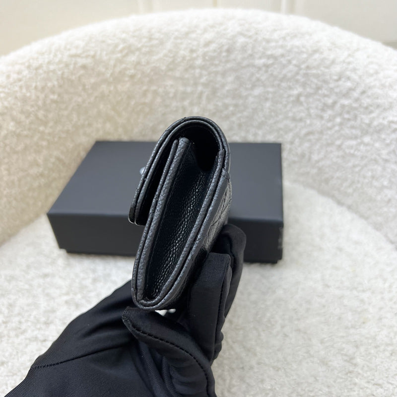 [Brand New - Aug 2025] Chanel Classic Snap Card Holder with Interior Zip Coin Compartment in Black Caviar and LGHW