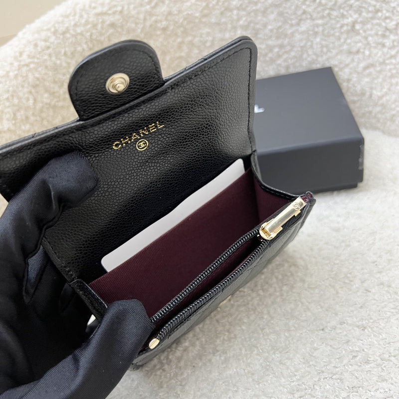 [Brand New - Aug 2025] Chanel Classic Snap Card Holder with Interior Zip Coin Compartment in Black Caviar and LGHW