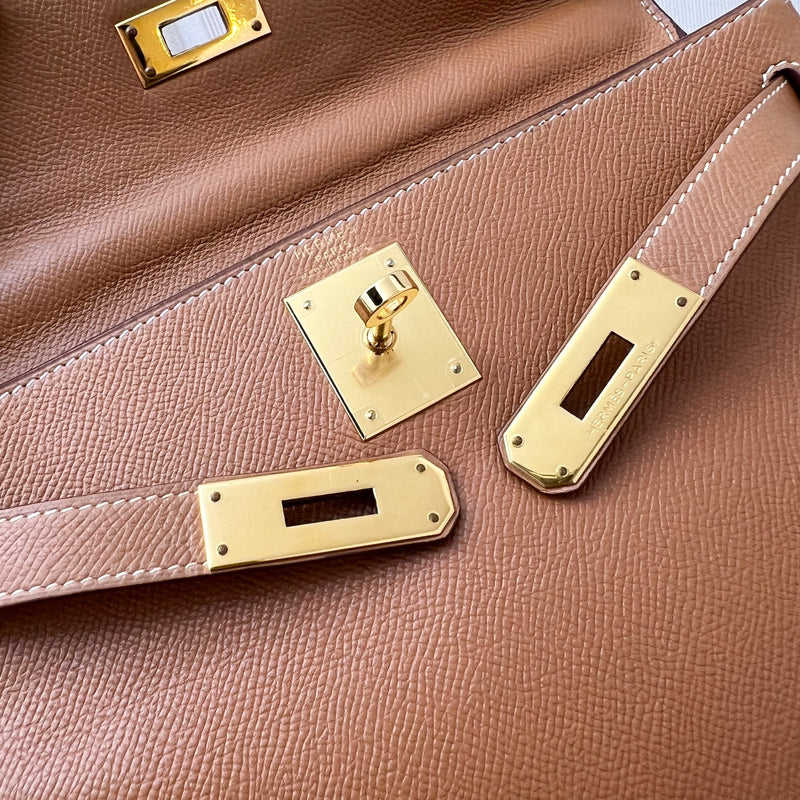 Hermes Vintage Kelly 28 in Gold Courcheval / Epsom Leather and GHW