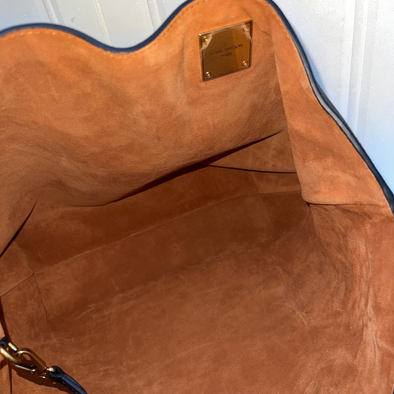 LV Low Key Cabas MM in Black Leather and GHW (Model: M25341)