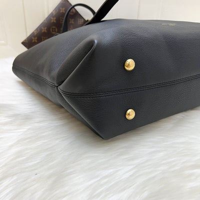 LV Low Key Cabas MM in Black Leather and GHW (Model: M25341)