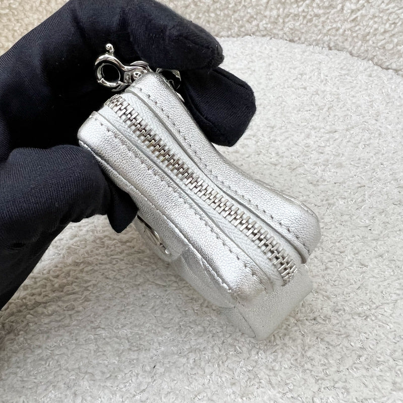 Chanel VIP Gift 24C Star Pouch Charm in Iridescent Silver Lambskin and SHW