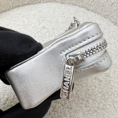Chanel VIP Gift 24C Star Pouch Charm in Iridescent Silver Lambskin and SHW