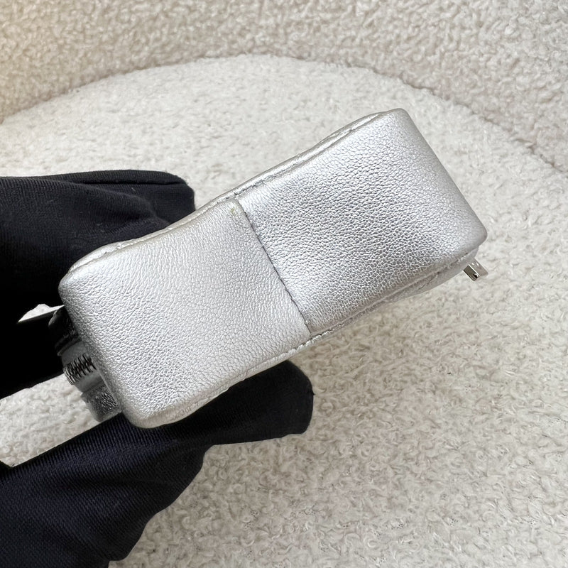 Chanel VIP Gift 24C Star Pouch Charm in Iridescent Silver Lambskin and SHW