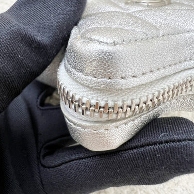 Chanel VIP Gift 24C Star Pouch Charm in Iridescent Silver Lambskin and SHW