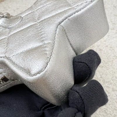 Chanel VIP Gift 24C Star Pouch Charm in Iridescent Silver Lambskin and SHW