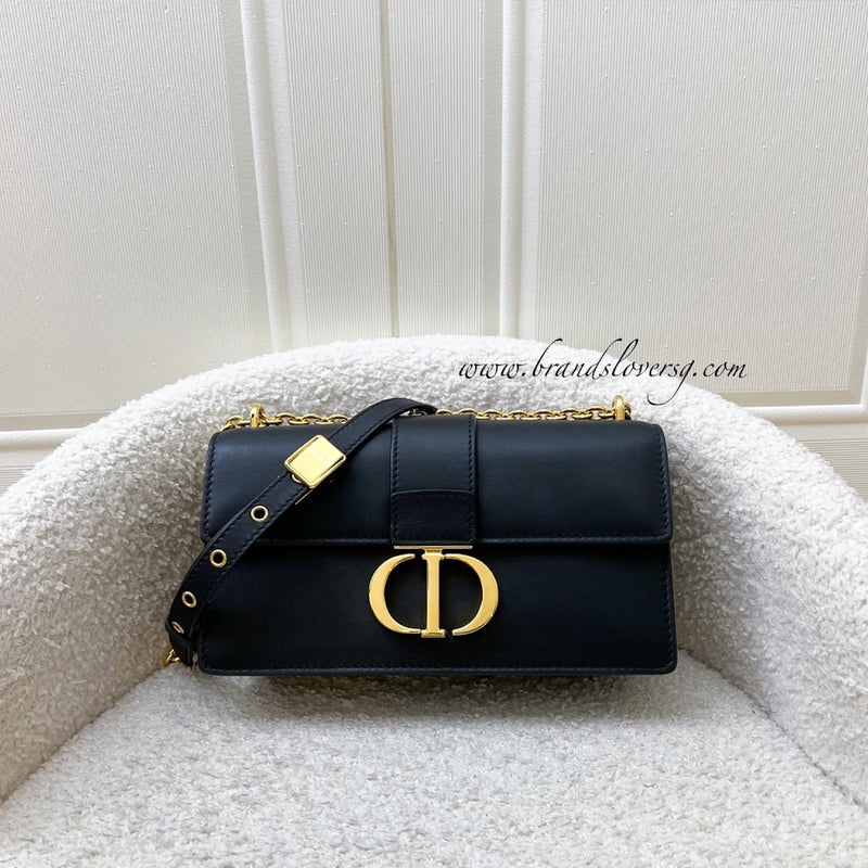 Dior 30 Montaigne East-West Bag with Chain in Black Calfskin and GHW (Model: M9334UHEL)