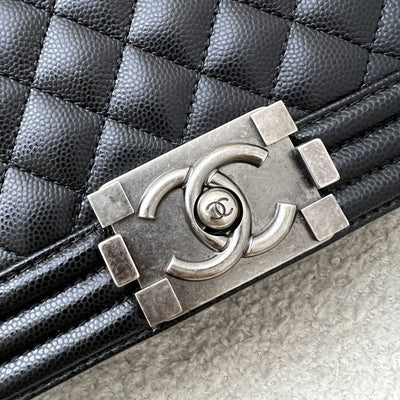 Chanel Medium 25cm Boy Flap in Black Caviar and RHW (Model: A67086)