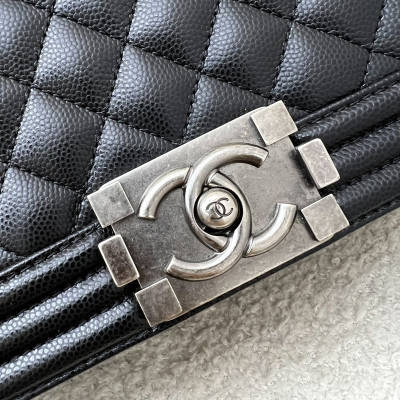 Chanel Medium 25cm Boy Flap in Black Caviar and RHW (Model: A67086)
